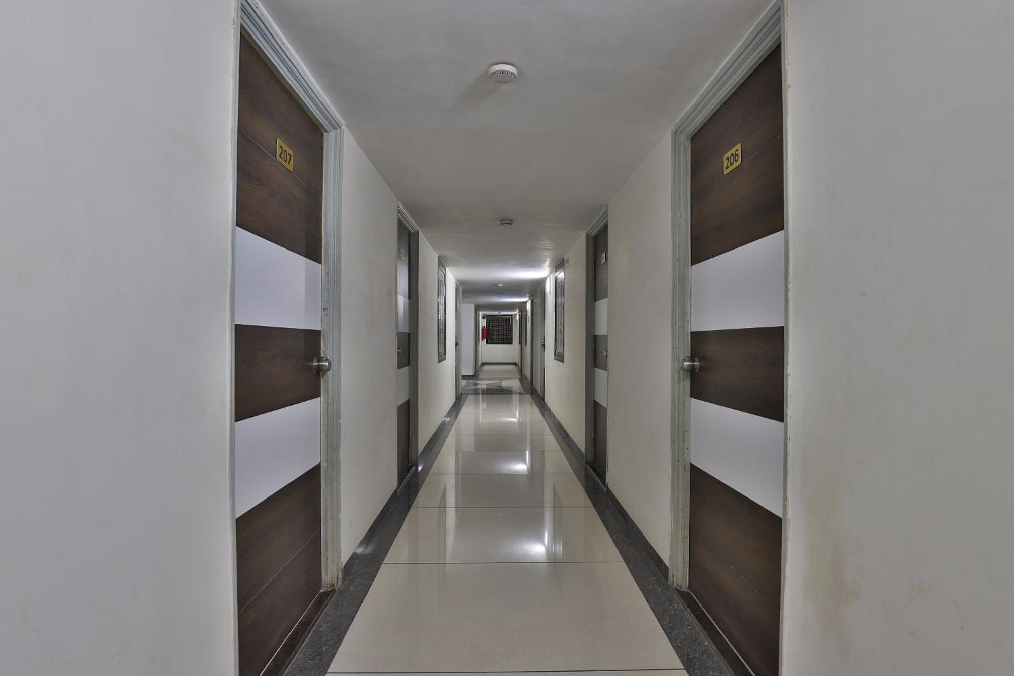 Collection O Panchsheel Hotel Vadodara Kültér fotó