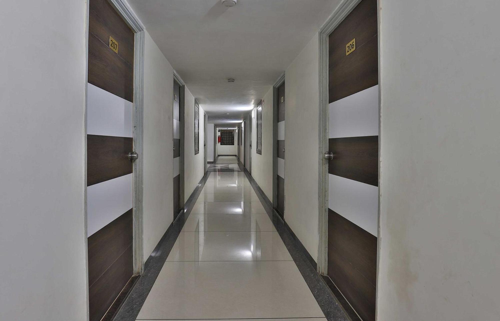 Collection O Panchsheel Hotel Vadodara Kültér fotó