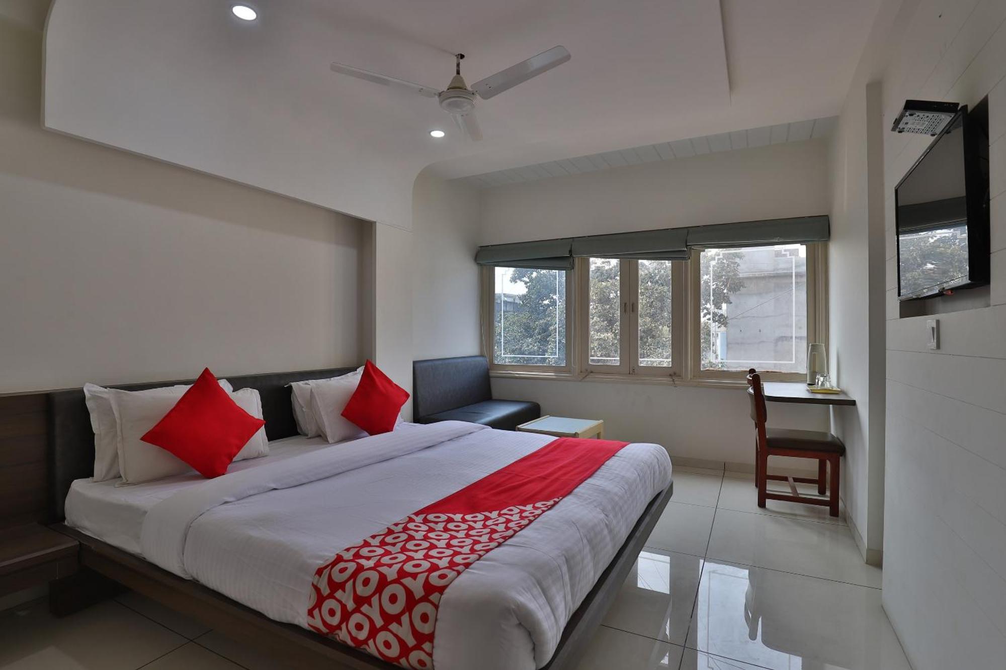Collection O Panchsheel Hotel Vadodara Kültér fotó
